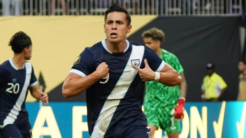 Rubio Rubín marcó el gol del empate.