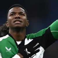 Lo confirman en Europa: Jeyland Mitchell recibió la notificación que no quería escuchar en Feyenoord