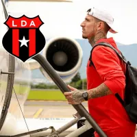 “Nuevo club”: Anderson Canhoto se olvida de Alajuelense y aterriza en un destino que los manudos no imaginaban