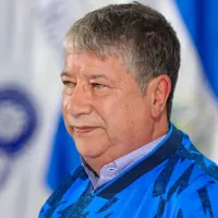 “Nunca me llamaron”: legionario de El Salvador instala la polémica y le manda un mensaje al Bolillo Gómez