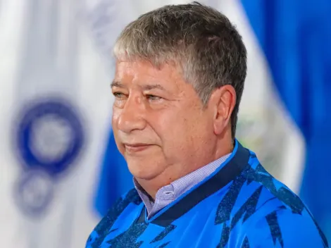 “Nunca me llamaron”: legionario de El Salvador instala la polémica y le manda un mensaje al Bolillo Gómez
