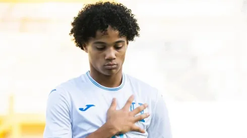 Luis Suazo causa novedad en Europa.