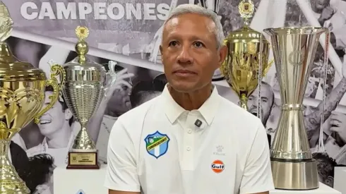 Bajas confirmadas en Comunicaciones: Roberto Hernández recibe malas noticias con dos de sus figuras a horas del debut