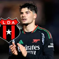 Sigue vinculado al Arsenal: Alajuelense revela un detalle desconocido del fichaje de Elián Quesada
