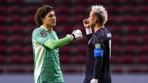 “Las puertas se cierran”: mientras todos idolatran a Keylor Navas en México, Memo Ochoa confirma la noticia que no quería escuchar