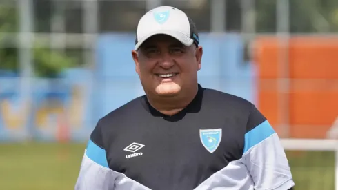 Willy Olivera sorprende al tomar su primera decisión drástica en la Selección de Guatemala
