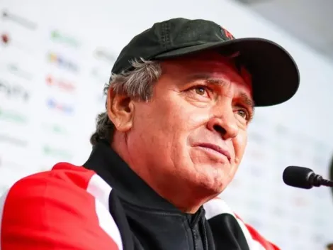 Machillo Ramírez se enoja con los jugadores de Alajuelense