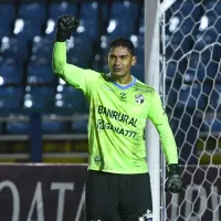 Frente a las cámaras: Fredy Pérez incendió a Municipal con el gesto que enloquece a Comunicaciones