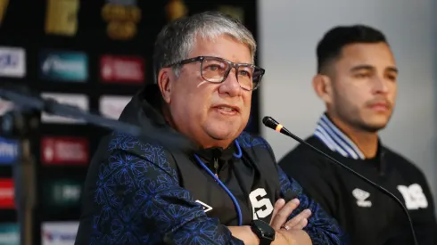 Desde Europa llega la noticia que tanto esperaba El Bolillo Gómez y la Selección de El Salvador para la Eliminatoria Mundialista