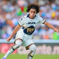 Pumas da reconocimiento a Adalberto Carrasquilla que celebran Thomas Christiansen y Panamá