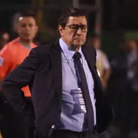 “Me voy molesto”: Luis Fernando Tena no duda en señalar al responsable de la derrota de Guatemala vs El Salvador