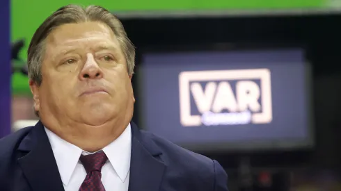 Miguel Herrera se frustra y dispara contra los jugadores de Costa Rica
