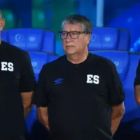 Al hospital: Preocupación del Bolillo y El Salvador por la lesión de uno de sus jugadores