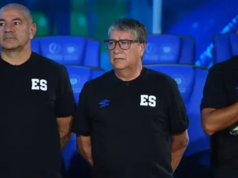 Al hospital: Preocupación del Bolillo y El Salvador por la lesión de uno de sus jugadores