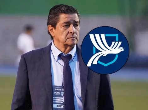 Luis Fernando Tena le baja el pulgar a dos figuras chapinas