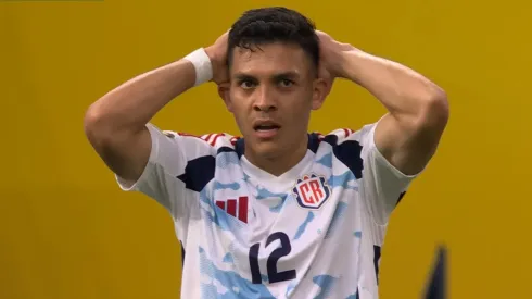 Alonso Martínez se mostró muy molesto. (Foto: Fox Sports)