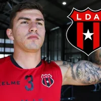 “No se le puede cerrar la puerta”: Fernán Faerron recibe el mensaje que necesitaba desde Alajuelense en un momento crítico