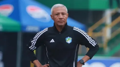 El entrenador de los cremas no ha tenido un inicio fácil.