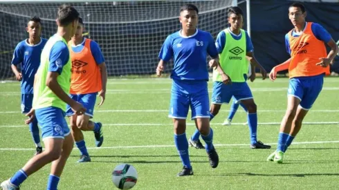 El Salvador se aseguró un futbolista nacionalizado para las próximas obligaciones.
