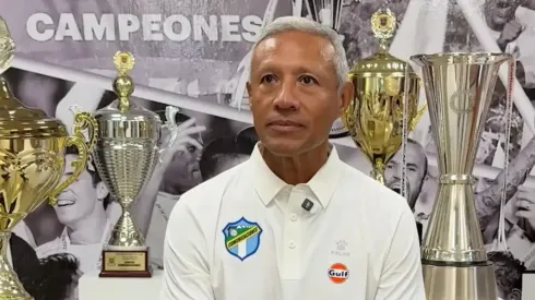 Roberto Hernández no logra levantar a Comunicaciones