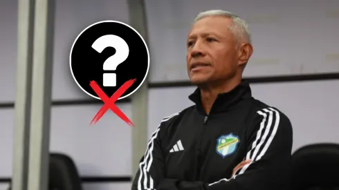 Roberto Hernández tendría las horas contadas en Comunicaciones.