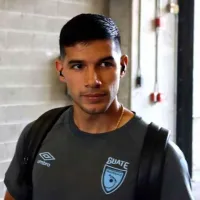 Momento tenso en Guatemala: Chucho López fue convocado por Luis Fernando Tena y así reaccionó el camerino a días de las Eliminatorias