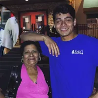 Su madre fue deportada, tuvo que dejar el colegio y trabajó en la construcción: la historia de Darwin Lom antes de ser figura de la Selección de Guatemala