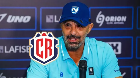 El técnico chileno se vio perjudicado.