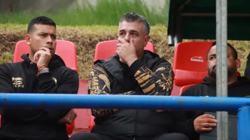 El entrenador argentino está teniendo complicaciones