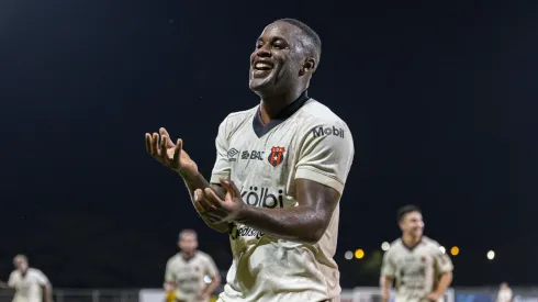 Campbell fue la gran figura en la victoria de Alajuelense.