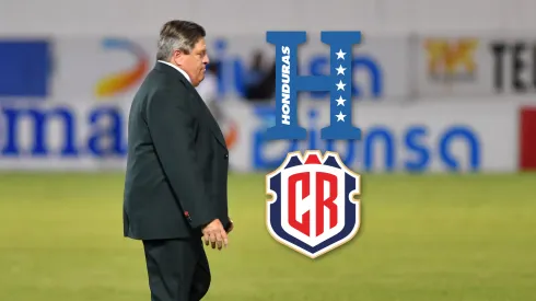 Sufre el Piojo Herrera: la noticia que golpea a Costa Rica a días de enfrentar a Honduras