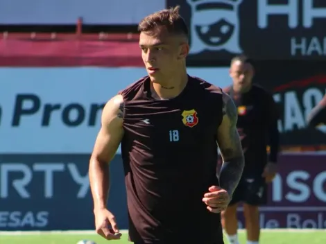 Ex Saprissa destroza a Kenneth Vargas