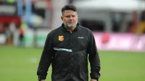 Jafet Soto al mando de Herediano