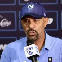 “Profesionalismo y compromiso”: La emotiva despedida que recibió el Fantasma Figueroa de la Selección de Nicaragua