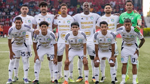 Los cremas no paran de tener problemas