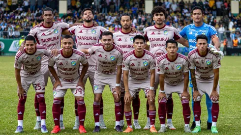 Sigue la limpieza: figura de Comunicaciones se irá tras el fracaso