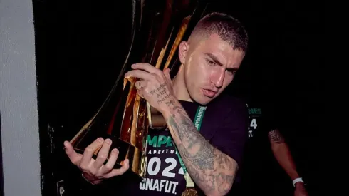 Faerrón tiene club para estos días.