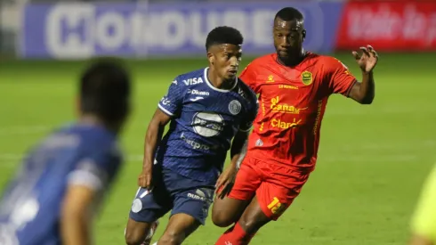 Real España sacó un importante en Tegucigalpa.