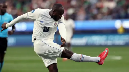 Cecilio Waterman pone en vilo a Panamá con un inesperado giro en su futuro.