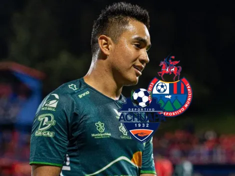 Antigua festeja: Óscar Santis envía advertencia para Municipal y Achuapa