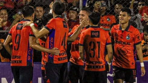 Municipal va por la clasificación.