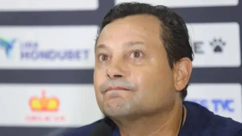 Jeaustin Campos cambia de planes en Real España.