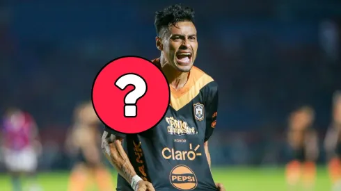 Dos grandes de El Salvador pelean por fichar a Darwin Cerén.