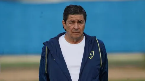 Luis Fernando Tena tiene malas noticias para Guatemala.