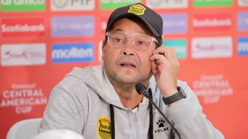 Real España confirma el regreso menos esperado para Jeaustin Campos.