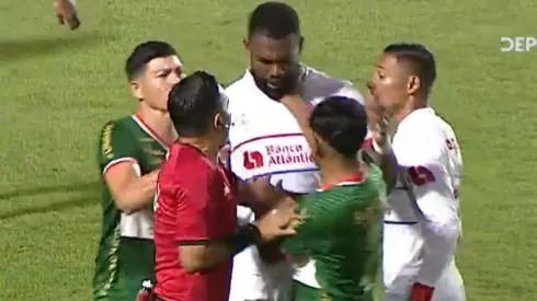 La imagen negra de la final la dio Alexy Vega.