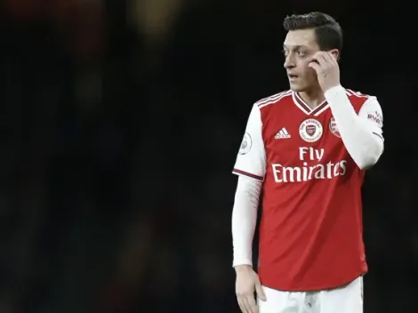 Mesut Özil negociaría su traspaso a la MLS en enero