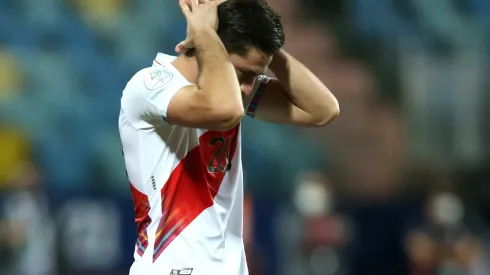 Santiago Ormeño no vio acción en la derrota de Perú ante México. | Getty Images 
