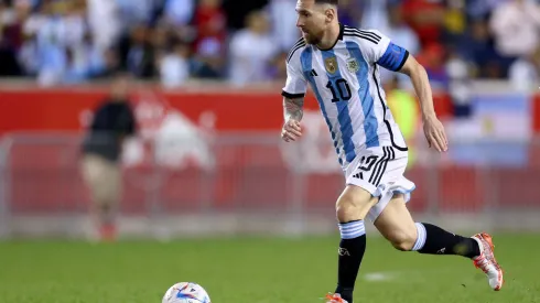 Qatar quiere ver campeón a Messi. Fuente: Getty.
