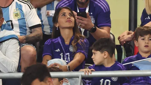 Antonella Roccuzzo e hijos disfrutando del partido de Argentina | Getty Images
